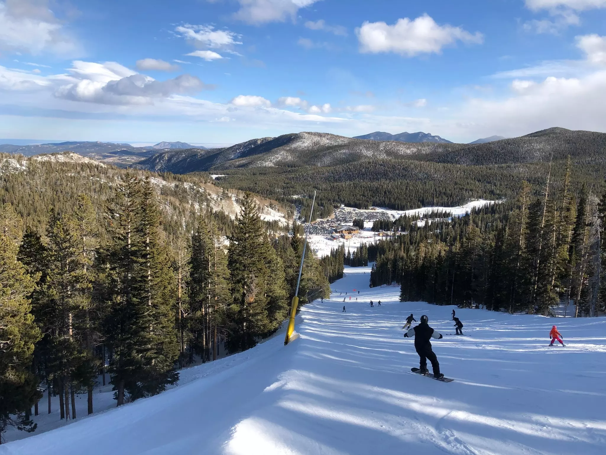 Ski in Cooper Mountain Resort