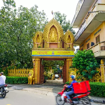 Entrance to Chantaransey Pagoda