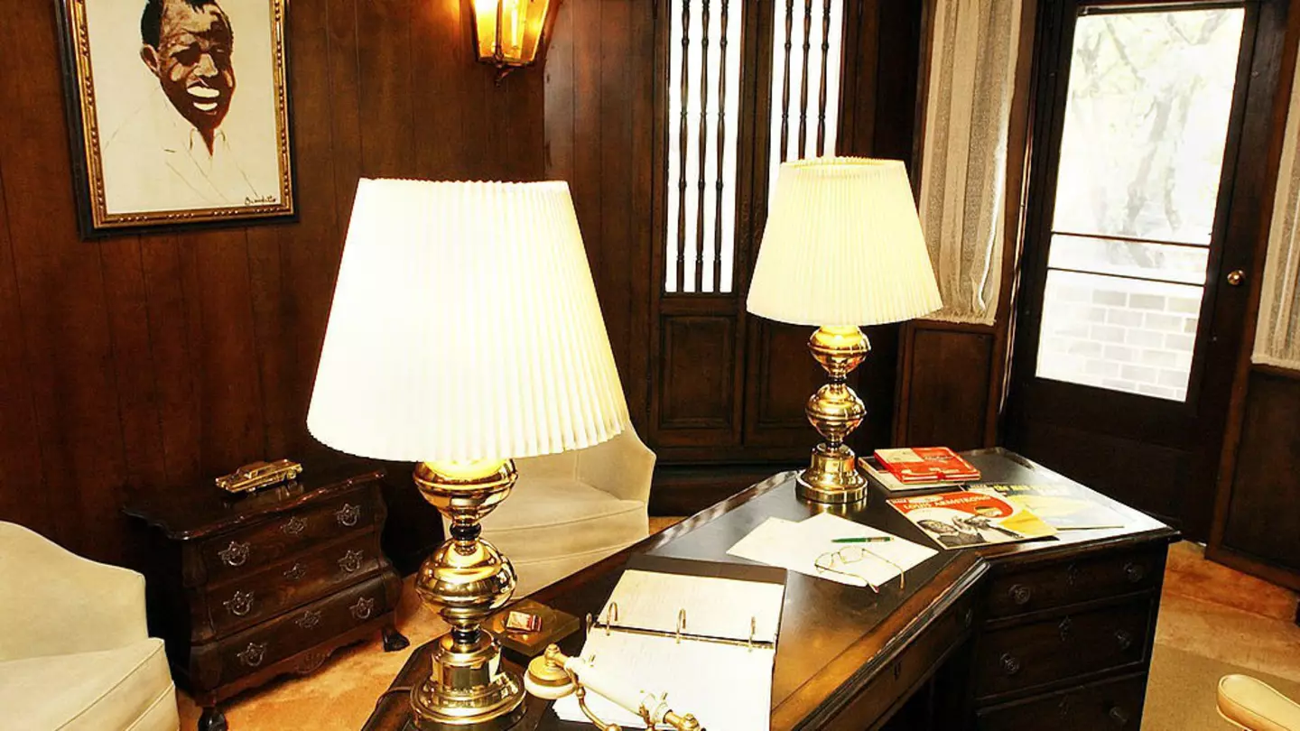 Acclaimed jazz musician Louis Armstrong'