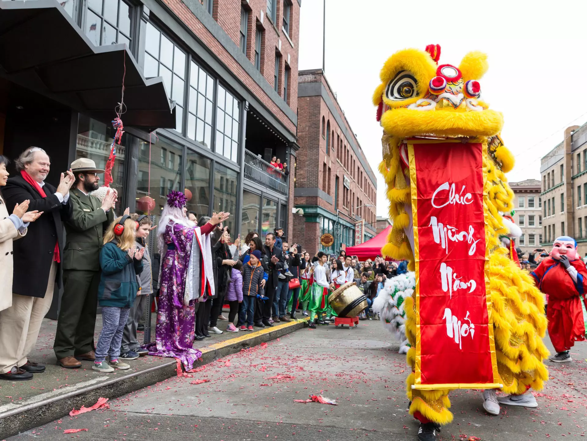 Each session is introduced in a video by Jelani Remy and Syndee Winters © The Lion King Experience