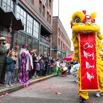 Each session is introduced in a video by Jelani Remy and Syndee Winters © The Lion King Experience