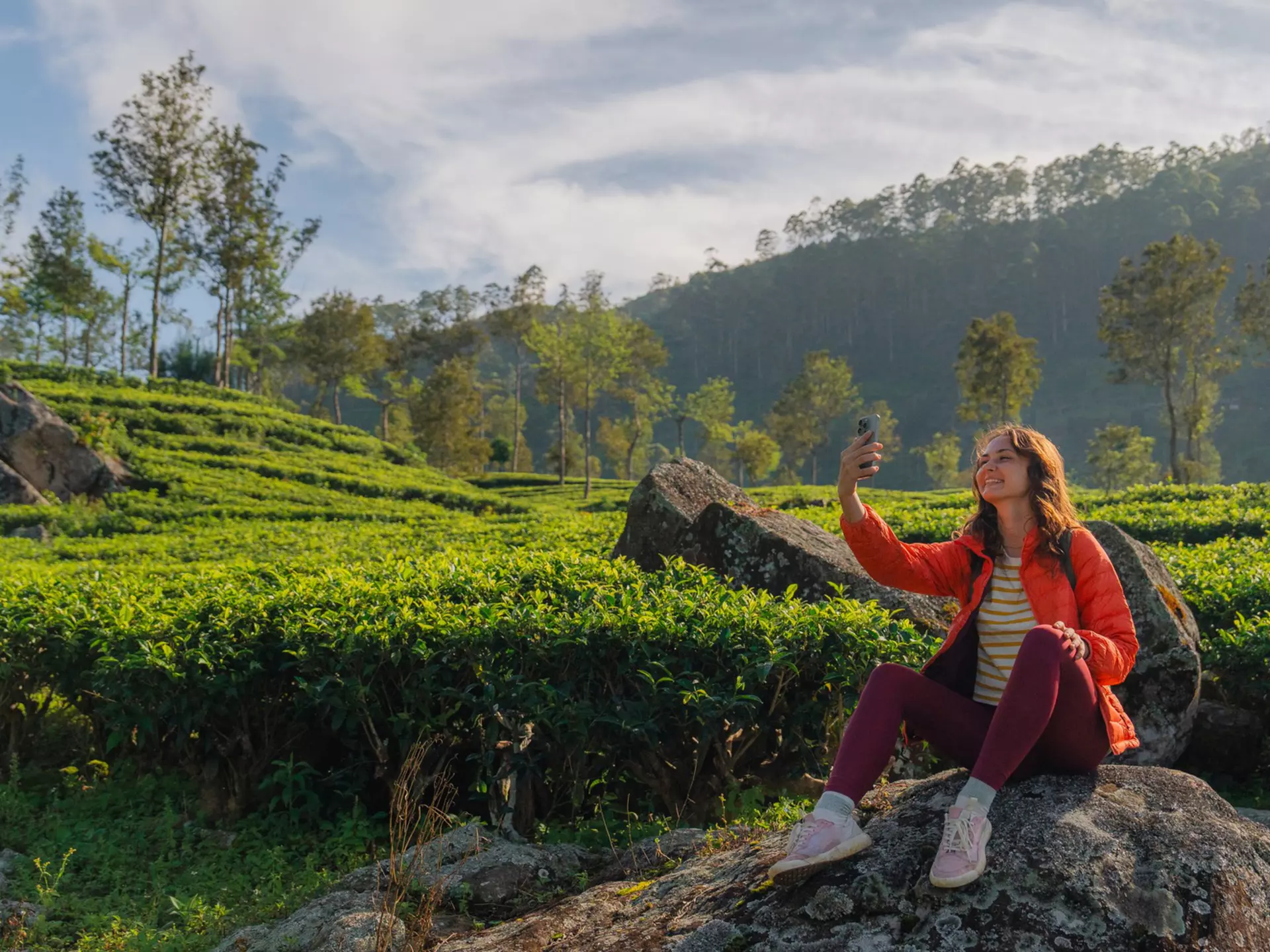 Your cell phone is an invaluable tool for exploring Sri Lanka's beaches, national parks and ancient cities. Oleh_Slobodeniuk/Getty Images