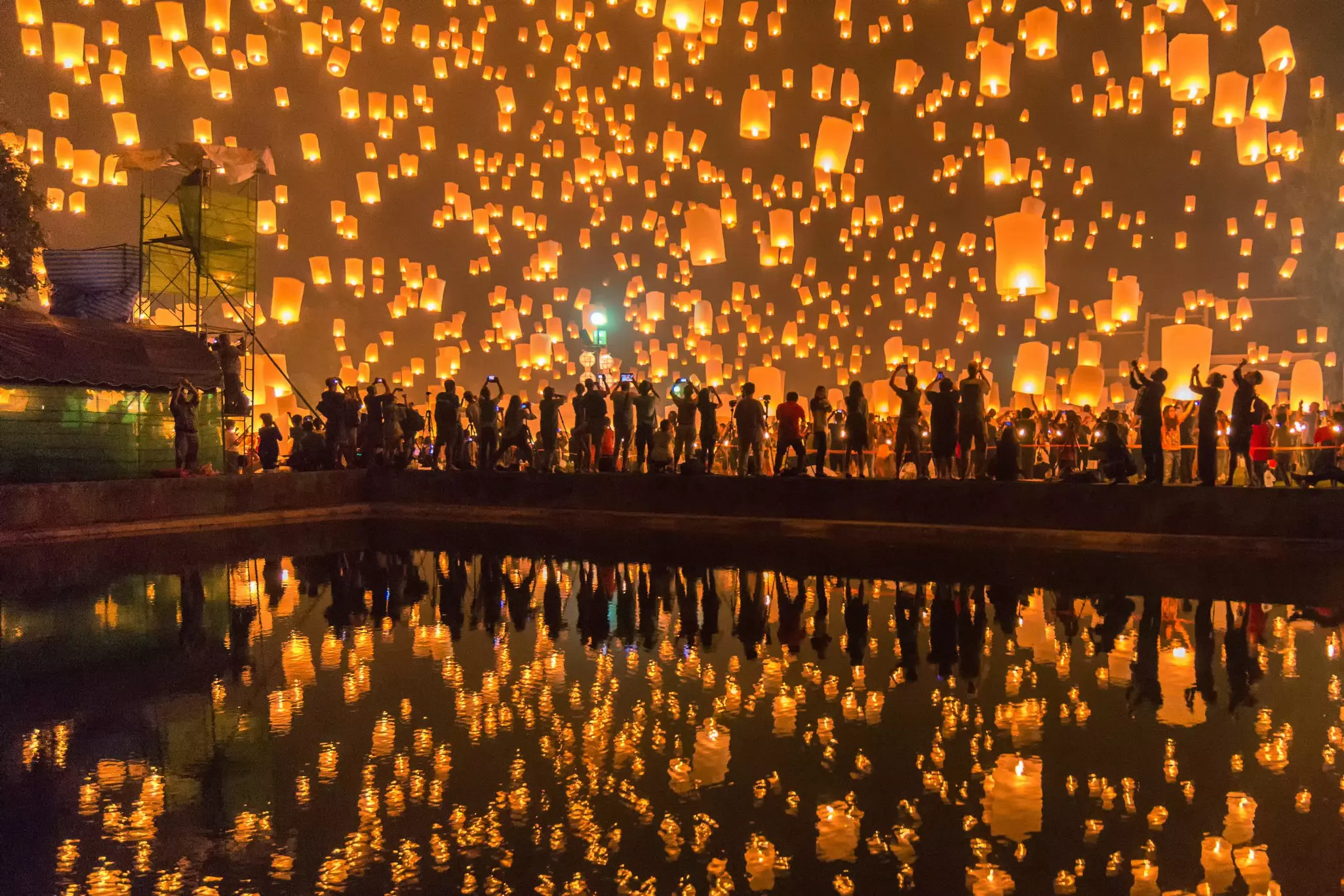 Sky Lanterns Firework Festival, Chiang Mai, ©Suttipong Sutiratanachai/Getty Images