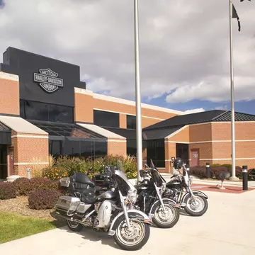 A2GXH6 USA, Wisconsin, Milwaukee: Milwaukee Industry: Engine Plant Harley Davidson Motor Cycles
Harley-Davidson Plant
