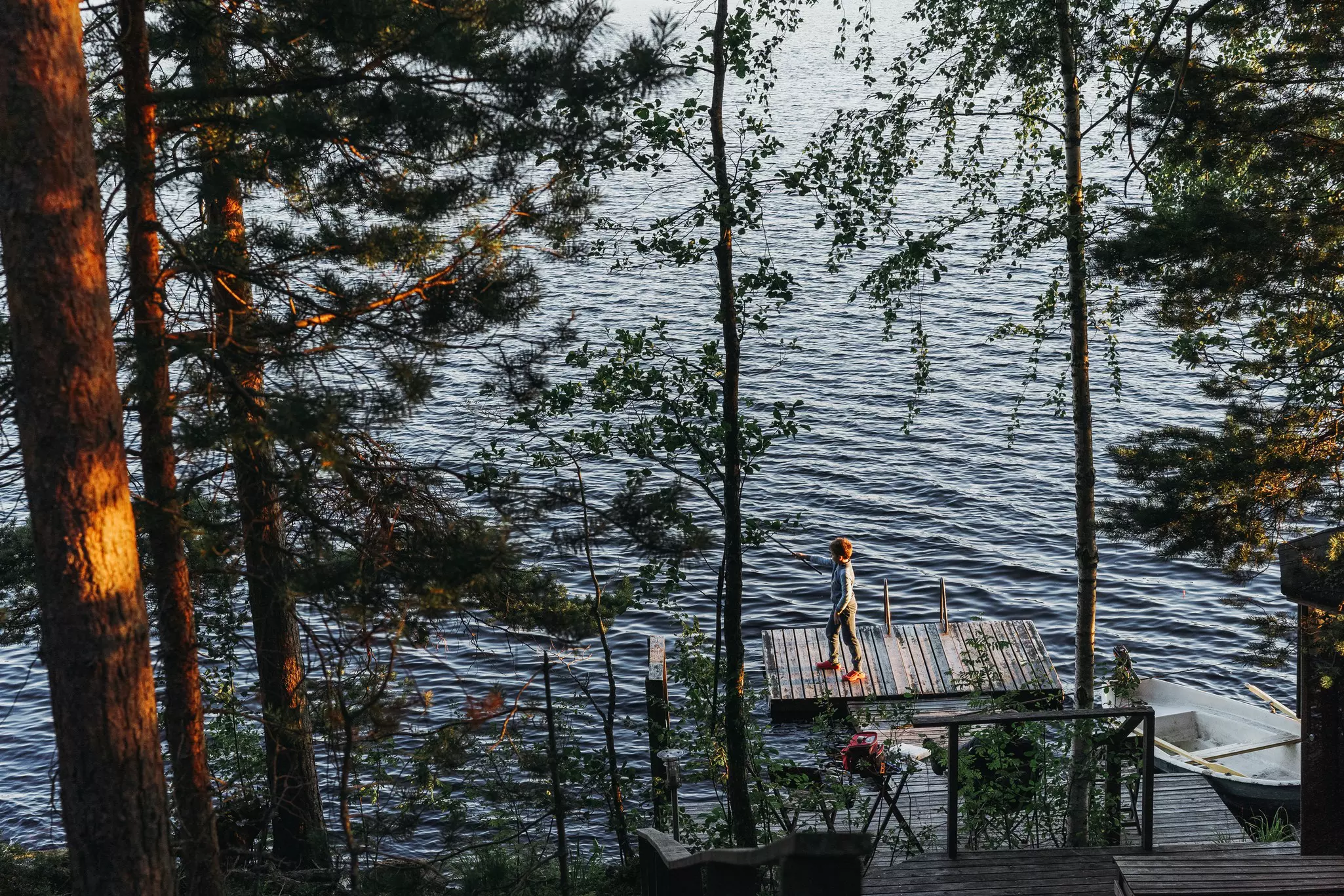 Finland’s thousands of lakes may explain why the Finns are so famously happy © Getty Images / iStockphoto