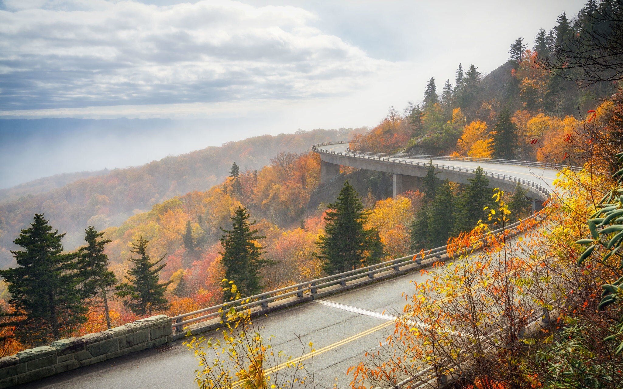 Linn Cove Viaduct along Blue Ridge Parkway.