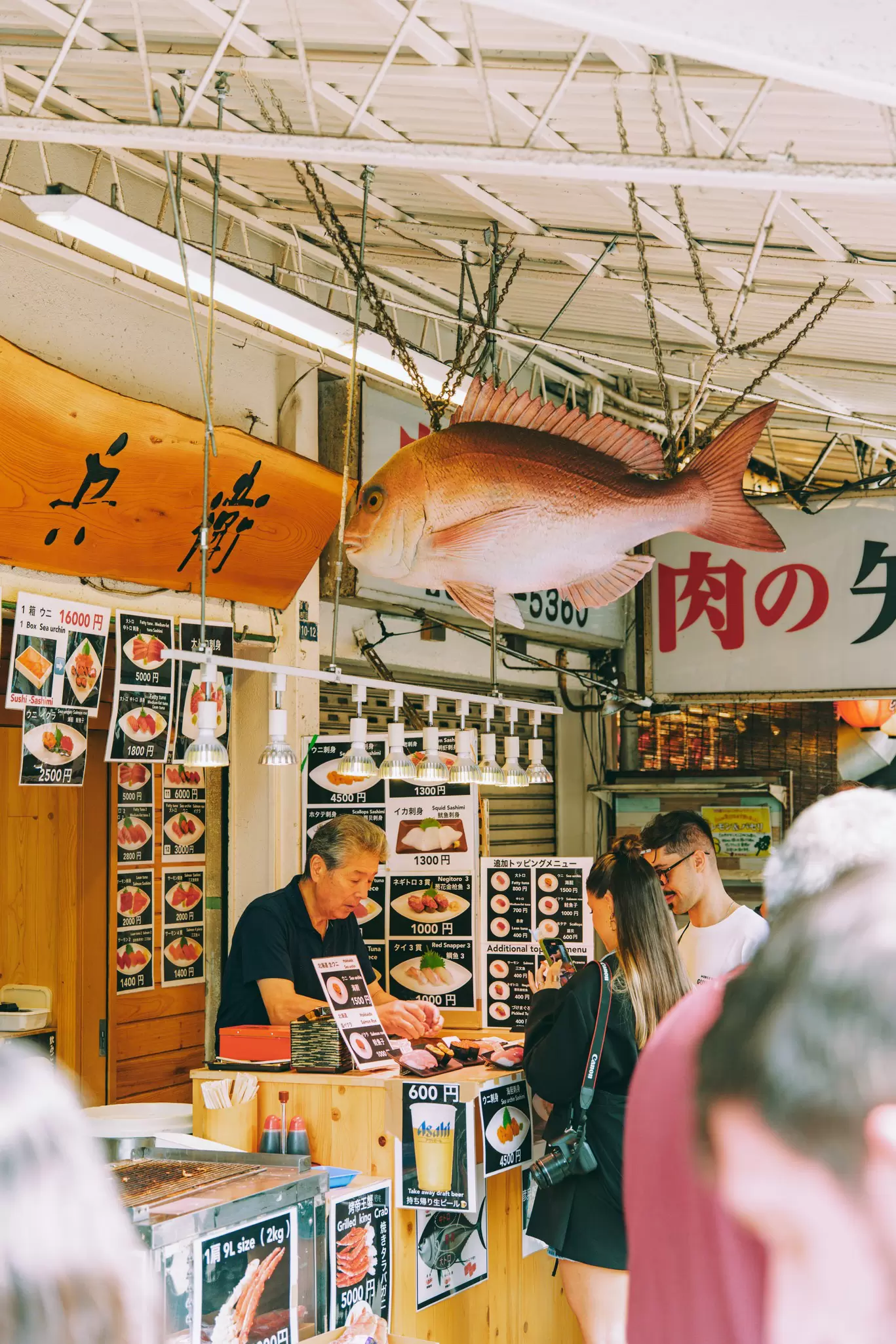 Tsukiji Outer Market,
TOKYO, JAPAN. MAY 2025
Tsukiji Market 
Outer Market