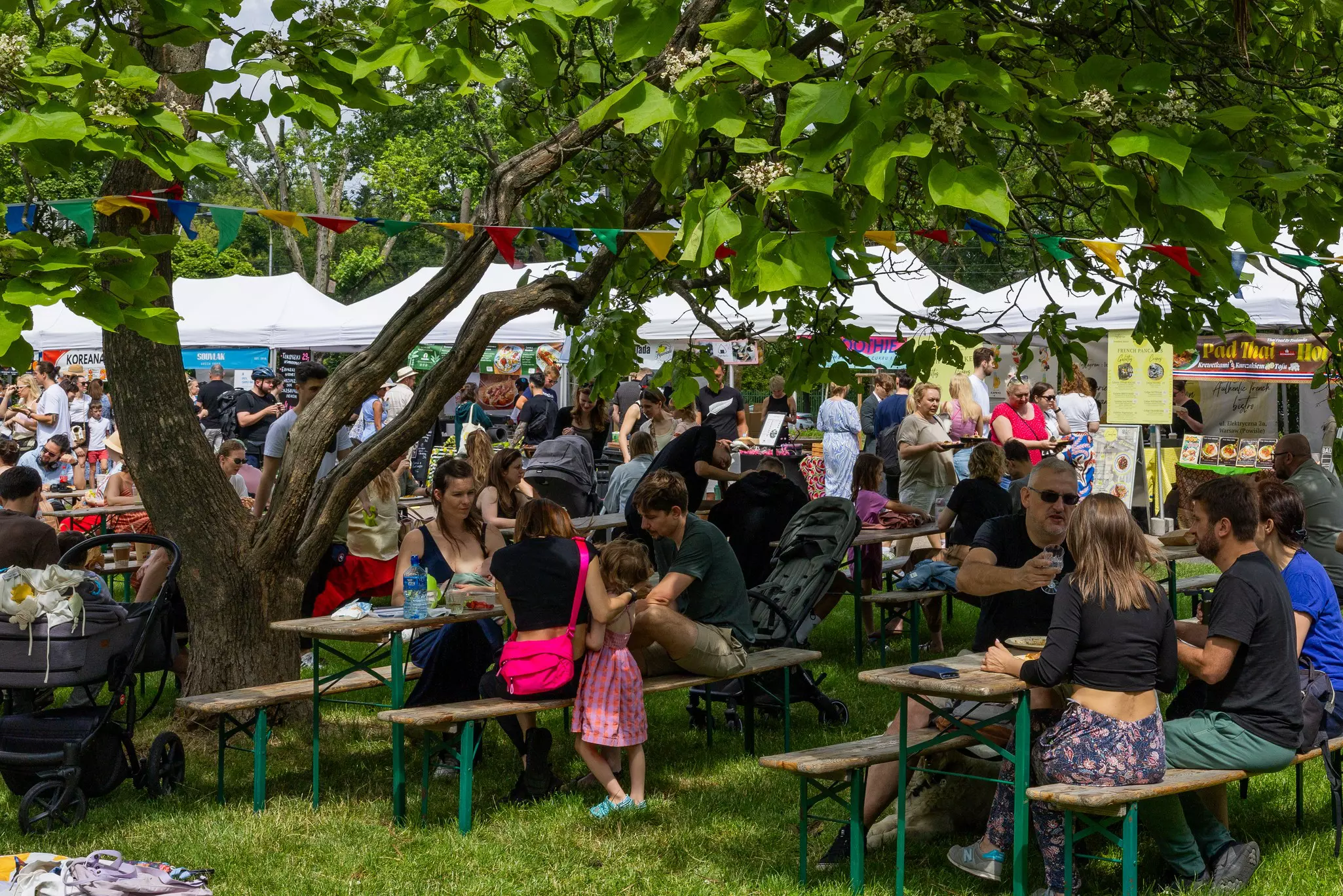 Breakfast Market, (Targ Śniadaniowy) Skwer AK Granat in Mokotów in Warsaw, Poland