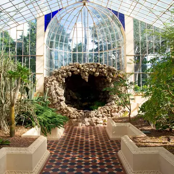 Palm House in Adelaide Botanic Gardens - Australia, License Type: media, Download Time: 2026-04-24T13:38:07.000Z, User: LP_NZhan, Editorial: false, purchase_order: 65050 - Digital Destinations and Articles, job: App content, client: Lonely Planet App, other: Nadine Zhan