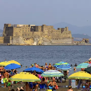 Mappatella Beach, with a view of Castel dell’Ovo, Naples. Jolanta Wojcicka/Shutterstock