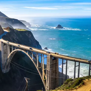 Bixby Bridge on the Pacific Coast Highway, California. Nuria Kreuser/Shutterstock