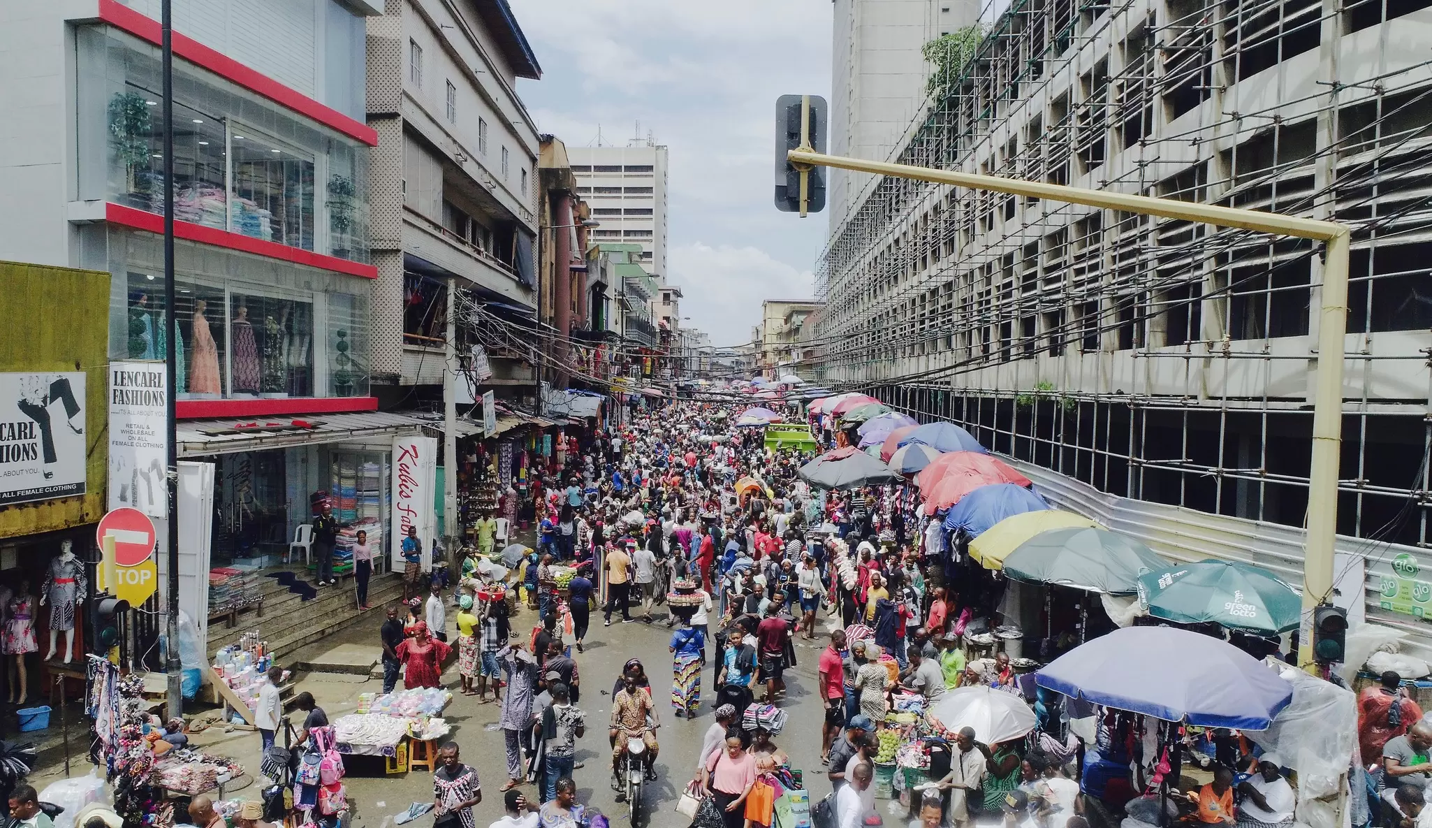 A busy market in the central business district of Lagos, Nigeria. yemiboww/Shutterstock