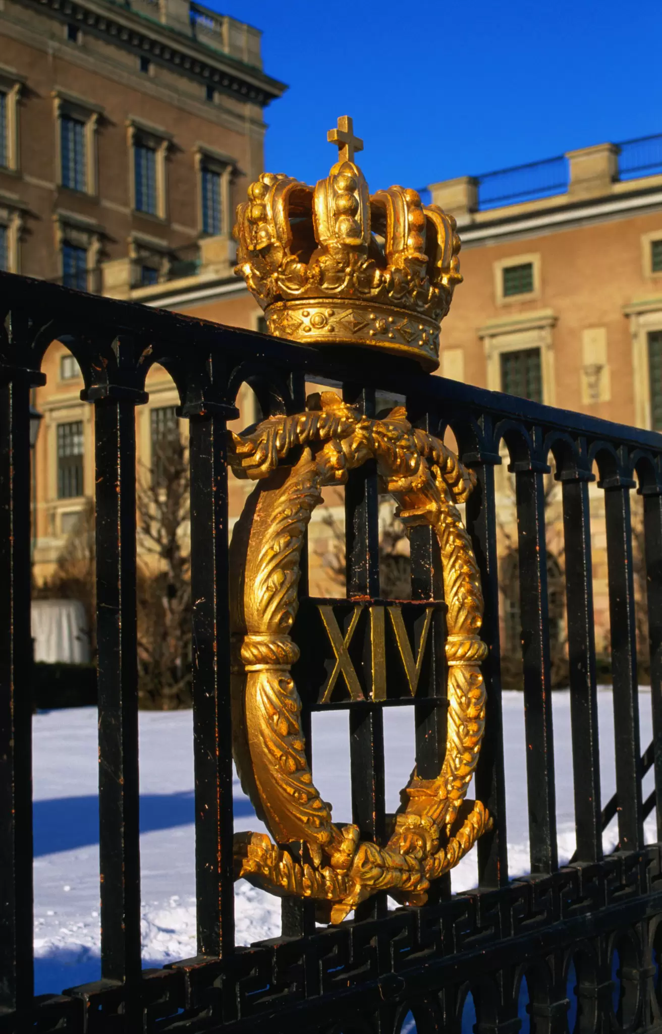 Tre Kronor symbol at the gate of the Kungliga Slottet (royal palace)