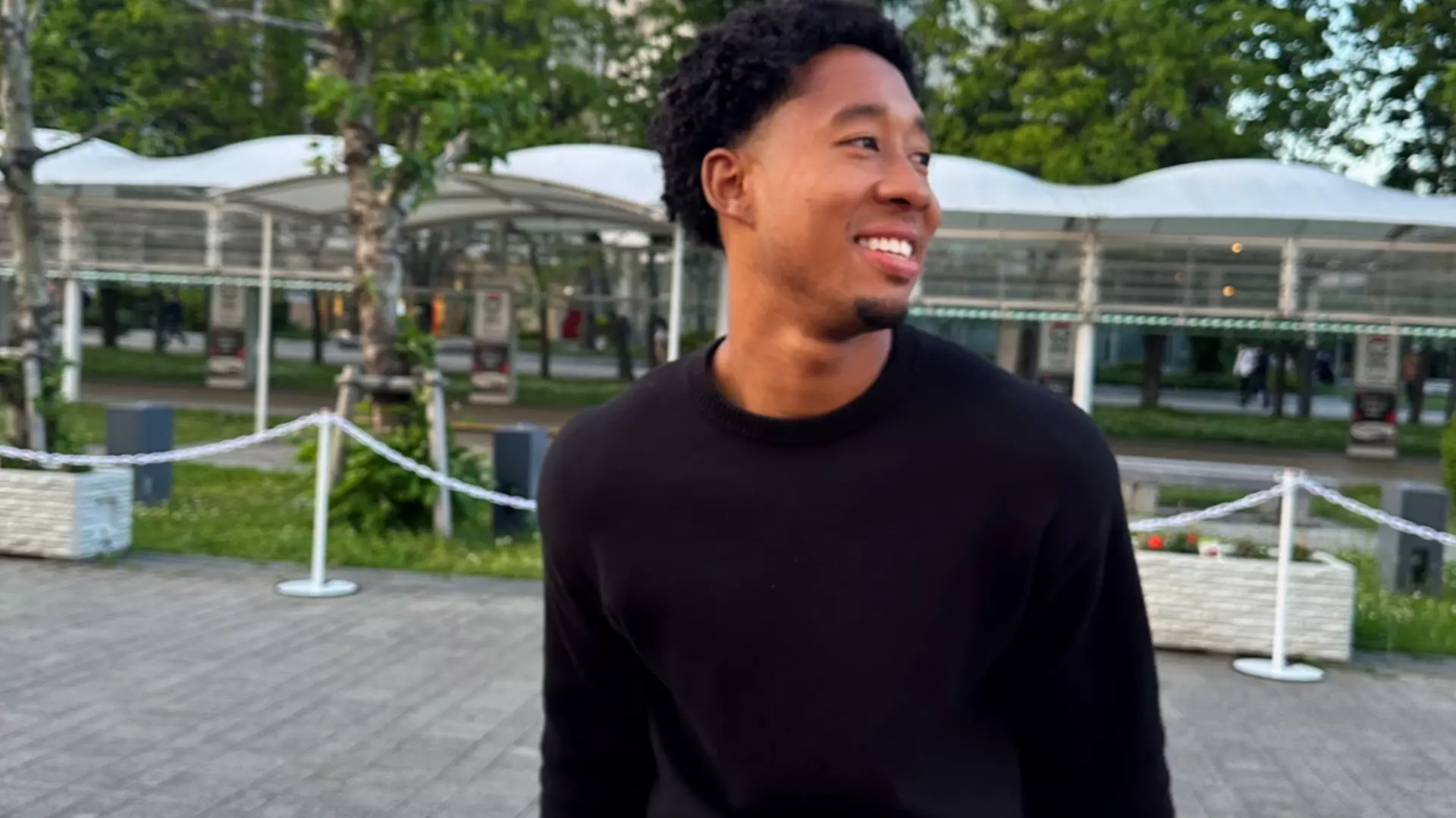 Lonely Planet Correspondent Network Headshots for use on About webpage for the Network (NOT FOR ANY OTHER USE. PLEASE DO NOT REUSE FOR ANY OTHER REASON.)