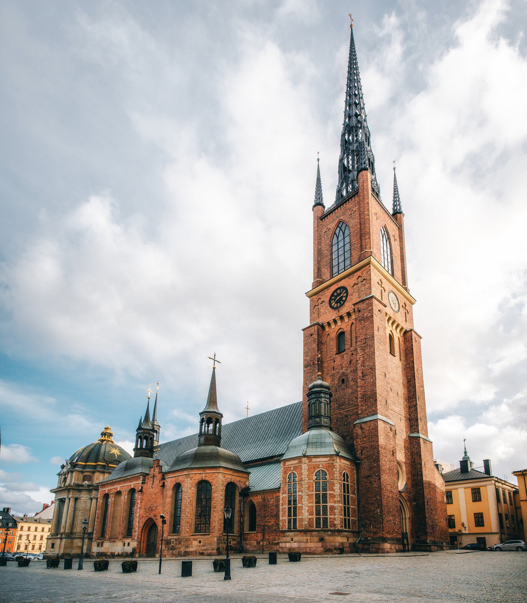 Riddarholmskyrkan Church at the sunny day on Birger Jarls torg in Stockholm, Sweden, License Type: media, Download Time: 2026-03-25T18:01:00.000Z, User: LP_YKhanna, Editorial: false, purchase_order: 65050 - Digital Destinations and Articles, job: LP, client: App Content, other: Yuvraj Khanna