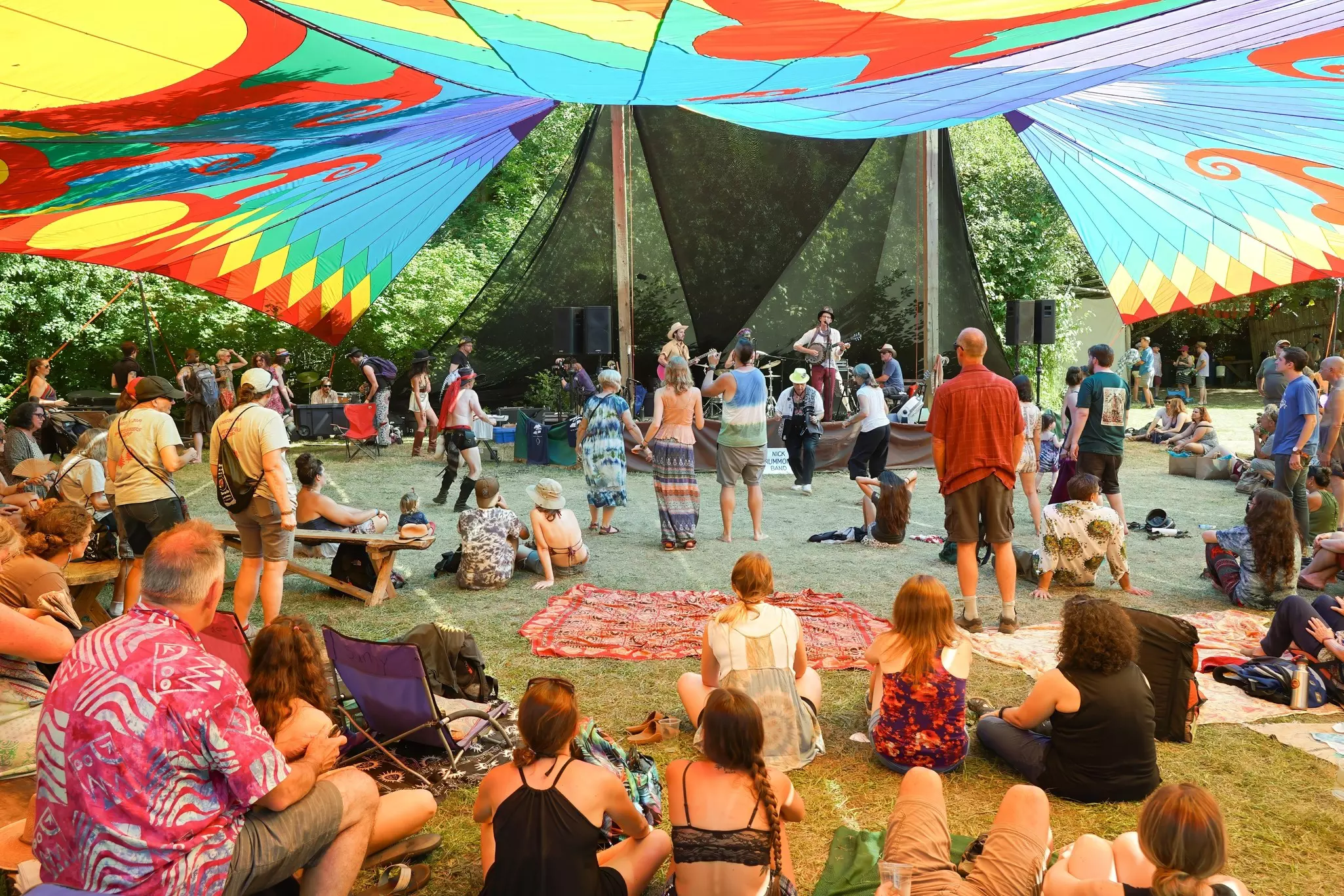Oregon Country Fair is a wonderful family-friendly music and arts festival held each summer © Bob Pool / Shutterstock 