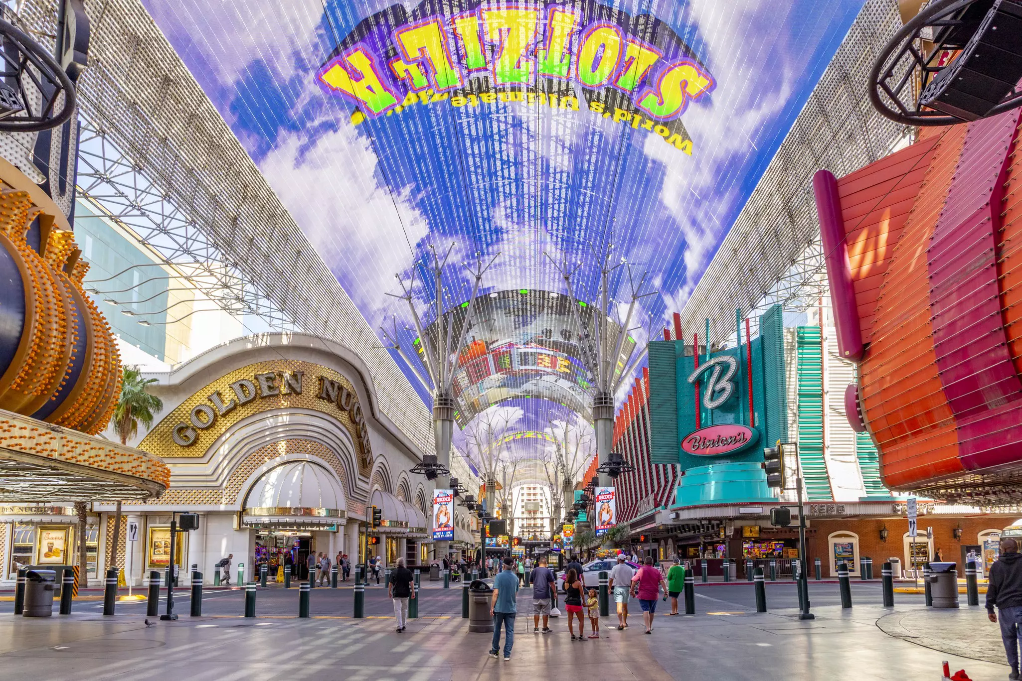 Grab your group and explore Fremont Street in the heart of downtown Las Vegas © travelview / iStock
