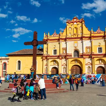 The main square and cathedral in San Cristóbal de Las Casas, Chiapas, Mexico. NEKOMURA/Shutterstock