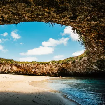La Playa Escondida, Islas Marietas