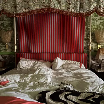 Lafayette Hotel, San Diego, California. Rachel Lewis/Lonelyplanet