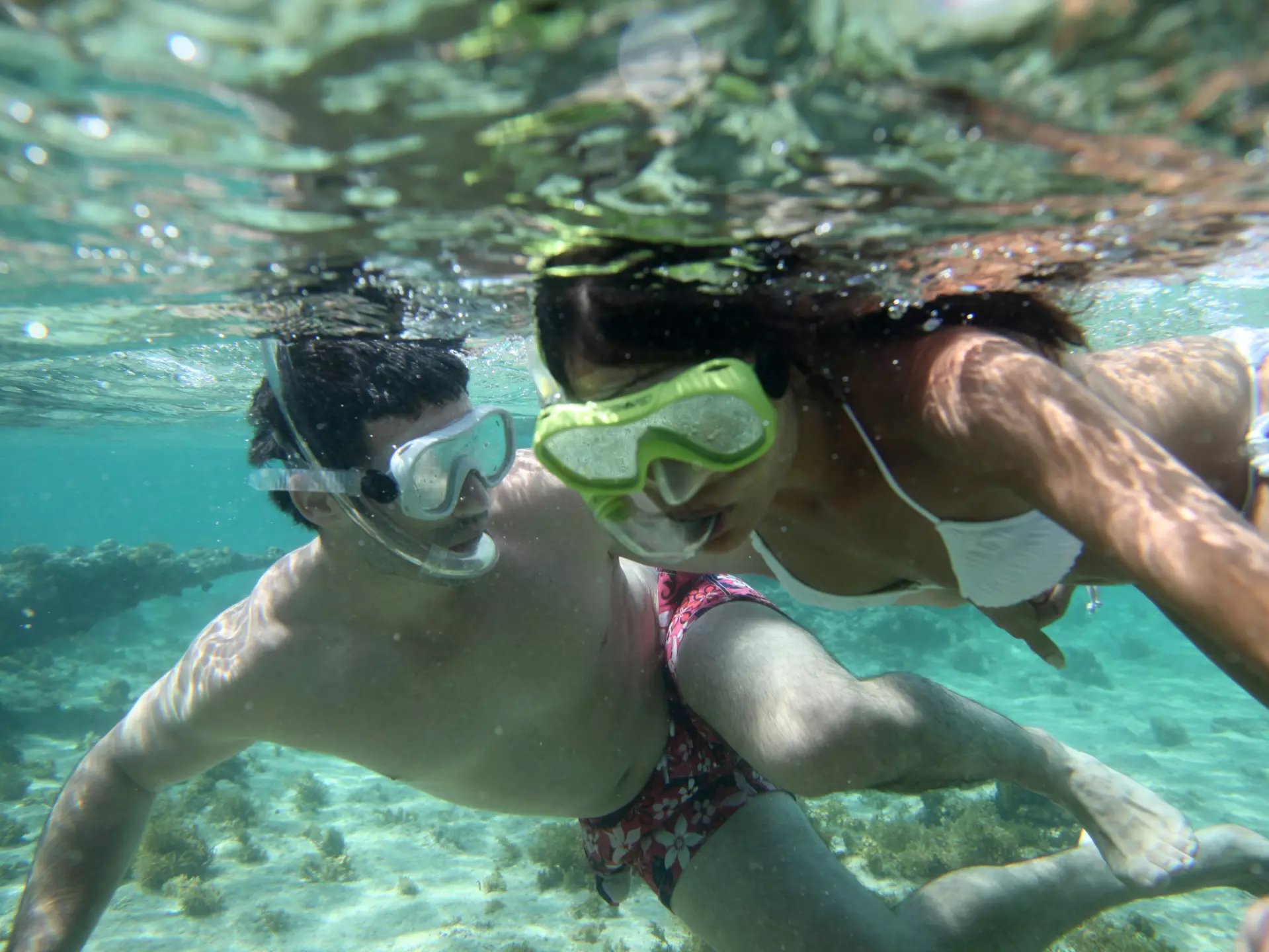 From beaches to hikes to underwater adventures together, opportunities for romance abound on these Caribbean islands © goodluz / Shutterstock