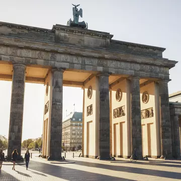 Lonely Planet Traveller Magazine, Issue 109, January 2018, Germany, Eastern Germany
Looking east along Unter den Linden through the Brandenburg Gate.