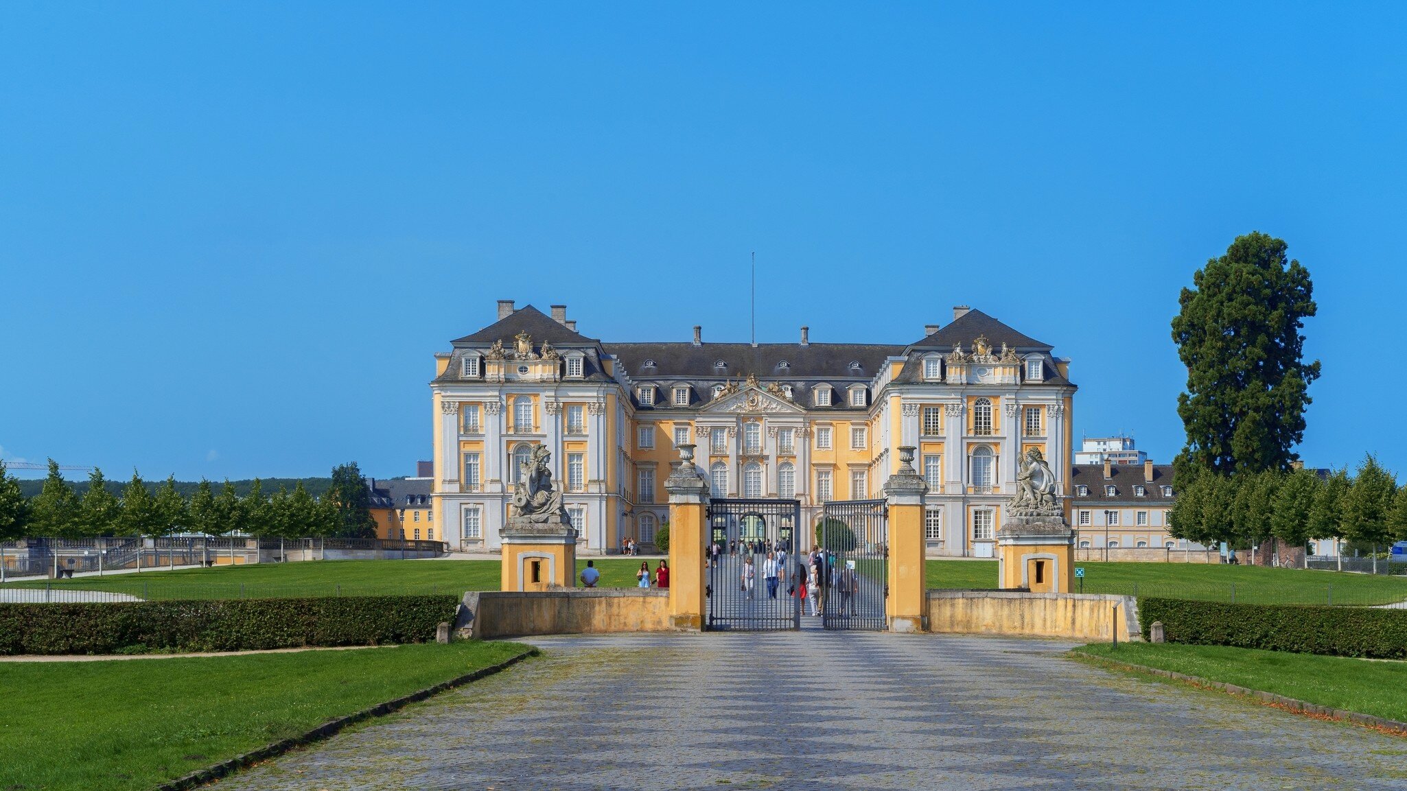 The Augustusburg Palace, is a shining example of early rococo architecture. 