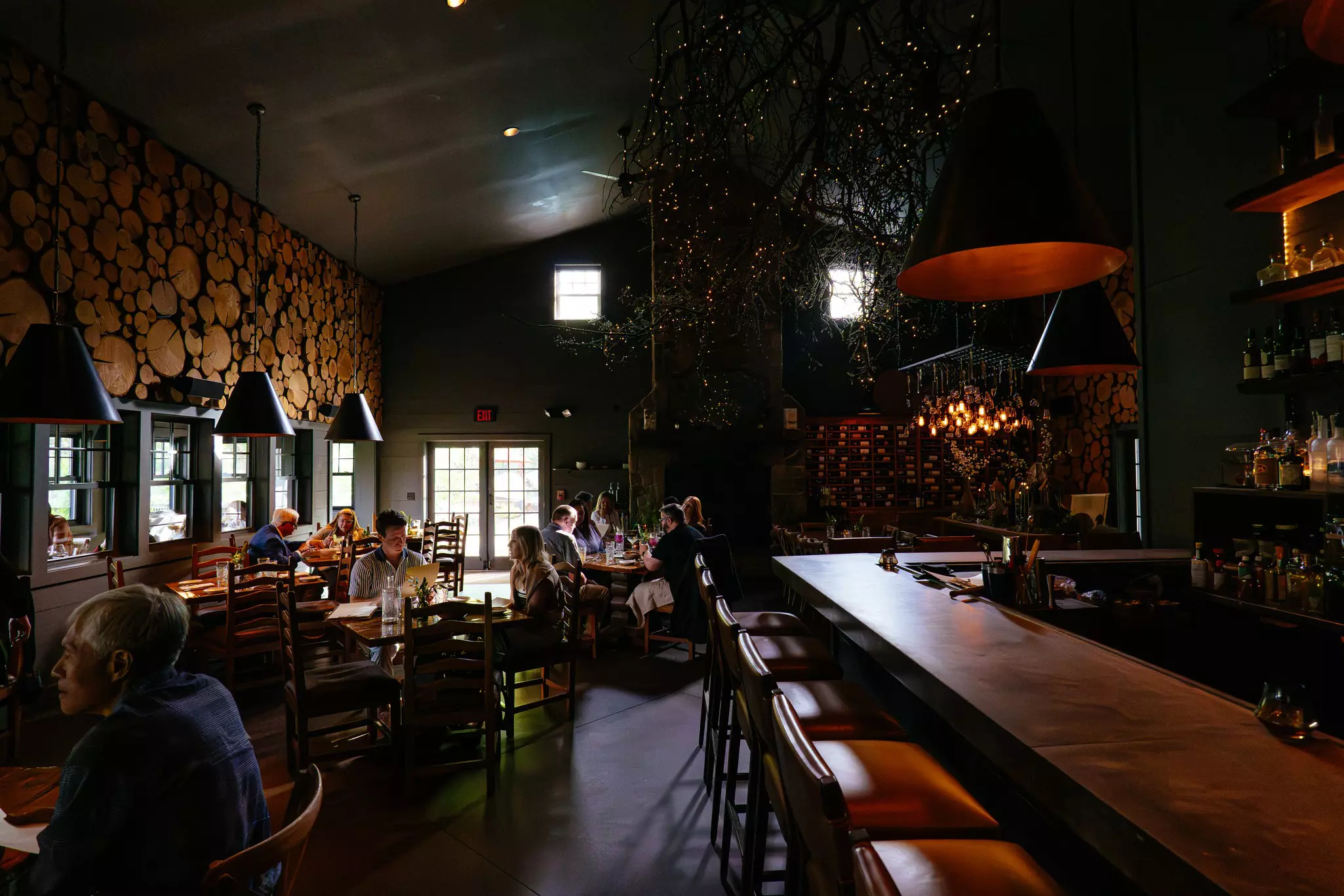 Earth restaurant at Hidden Pond