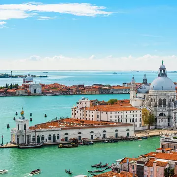 Go beyond the Rialto Bridge and Piazza San Marco with this guide to the best things to do in Venice. Resul Muslu/Shutterstock