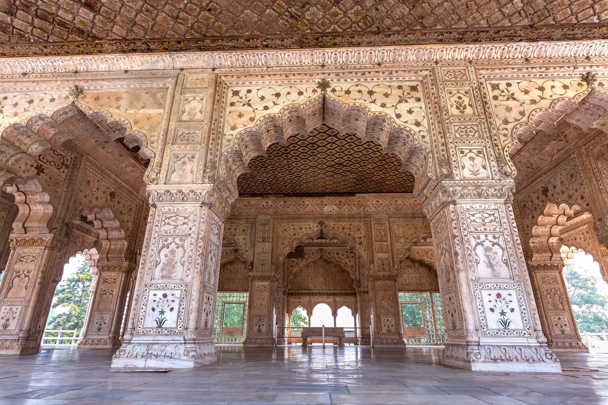 Interior of the Diwan-i-Khas with its detailed inland white marble, at the Red Fort, Delhi, India.