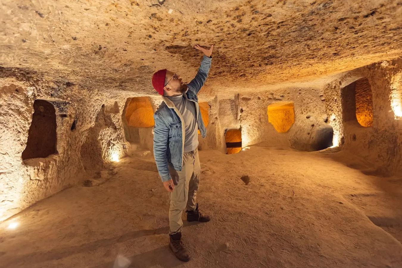 Explore the fascinating underground city in Kaymaklı © Parilov / Shutterstock