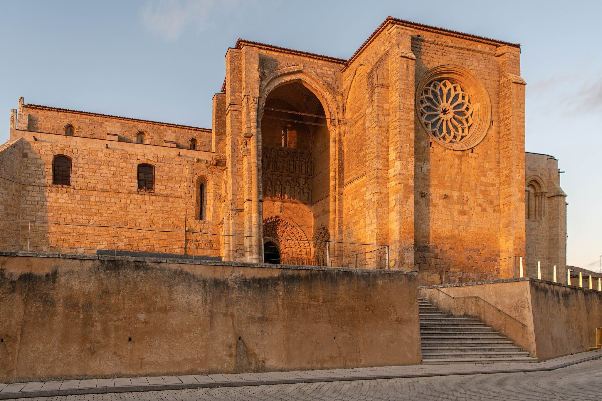 Templar Church of Santa María la Blanca (Villalcázar de Sirga, Palencia, Spain); Shutterstock ID 2102257459; purchase_order: 65050; job: POIs; client: Lonely Planet; other: digital download