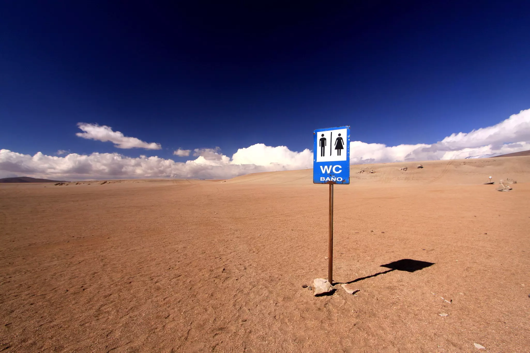 Bathroom-finder apps can save you from an awkward roadside experience © Robert Downie/500px