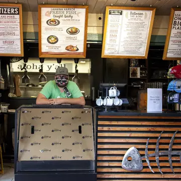 Hawaii Restaurants During Covid.jpg