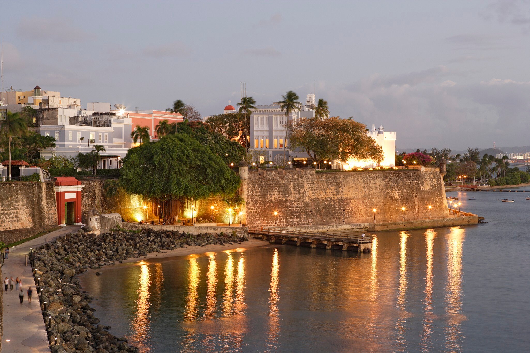 El Moro fort walls on Puerta de San Juan.