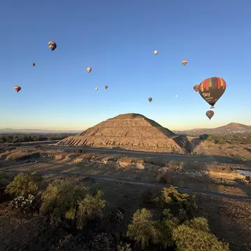 Working remote while traveling gives you the opportunity to slow down and enjoy the city you're visiting. © Melissa Yeager/ Lonely Planet