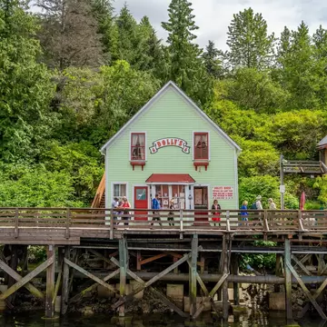 Ketchikan, Alaska - July 29, 2022: Famous Creek Street national historic site in the heart of Kethickan., License Type: media, Download Time: 2026-07-20T19:18:33.000Z, User: LP_NZhan, Editorial: true, purchase_order: 65050 - Digital Destinations and Articles, job: App Content, client: Lonely Planet App, other: Nadine Zhan 