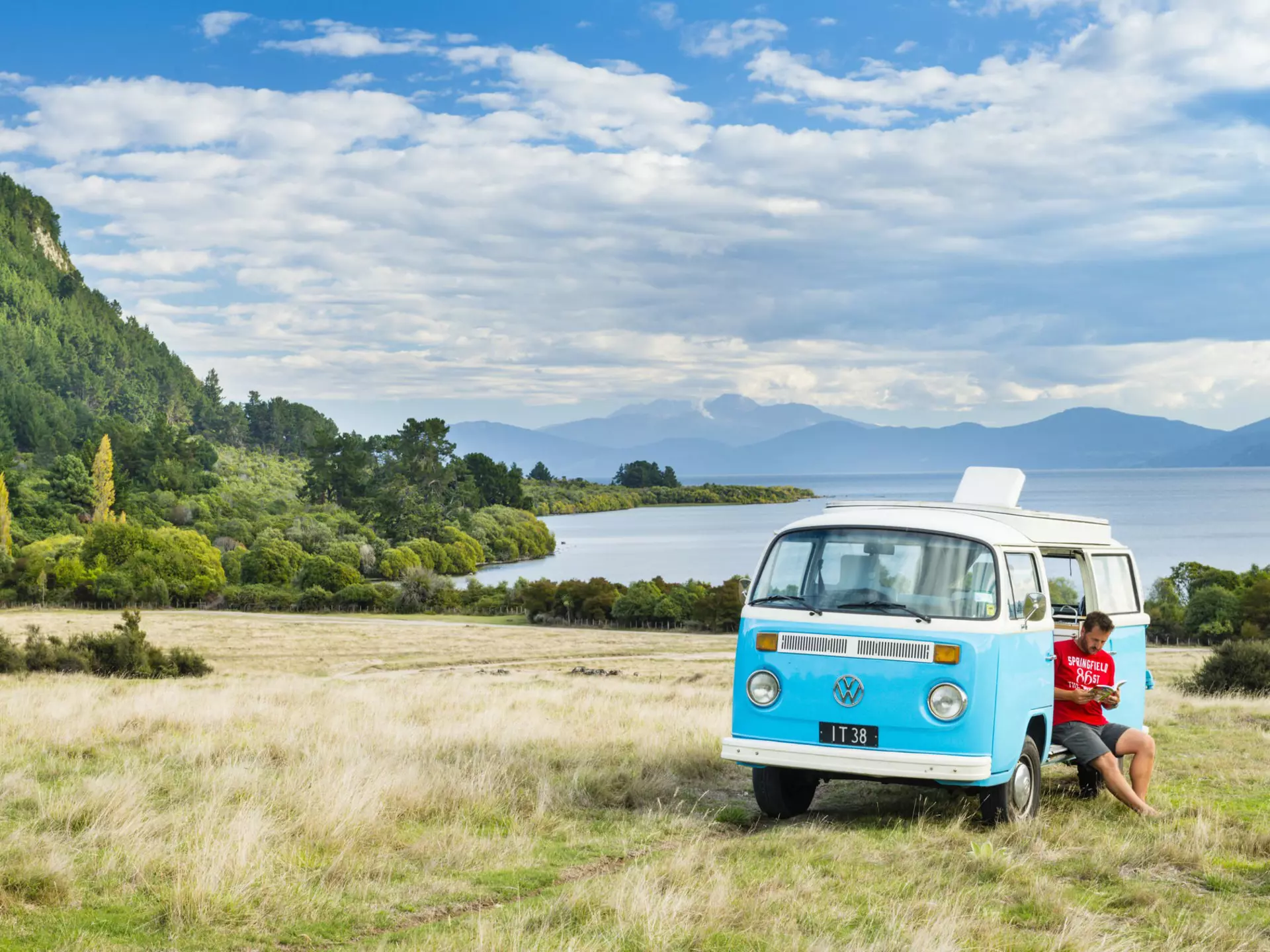 Campervan beside Lake Taupo, North Island, New Zealand