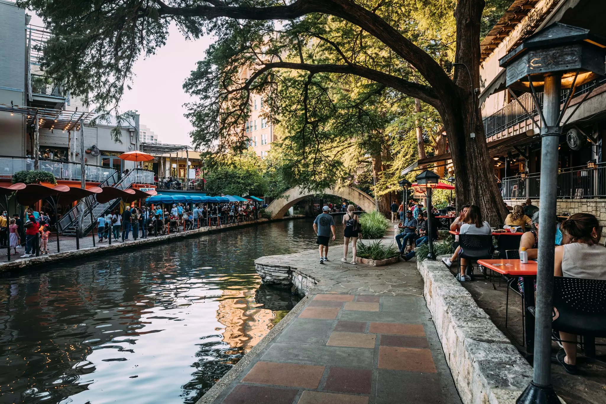 The River Walk draws locals and visitors to stroll along its stoney paths © magraphy / Shutterstock