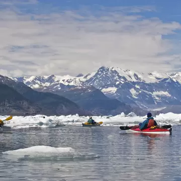 Alaska, Prince William Sound, Sea kayakers, Columbia Bay, Columbia Glacier, Icebergs, Brash Ice,