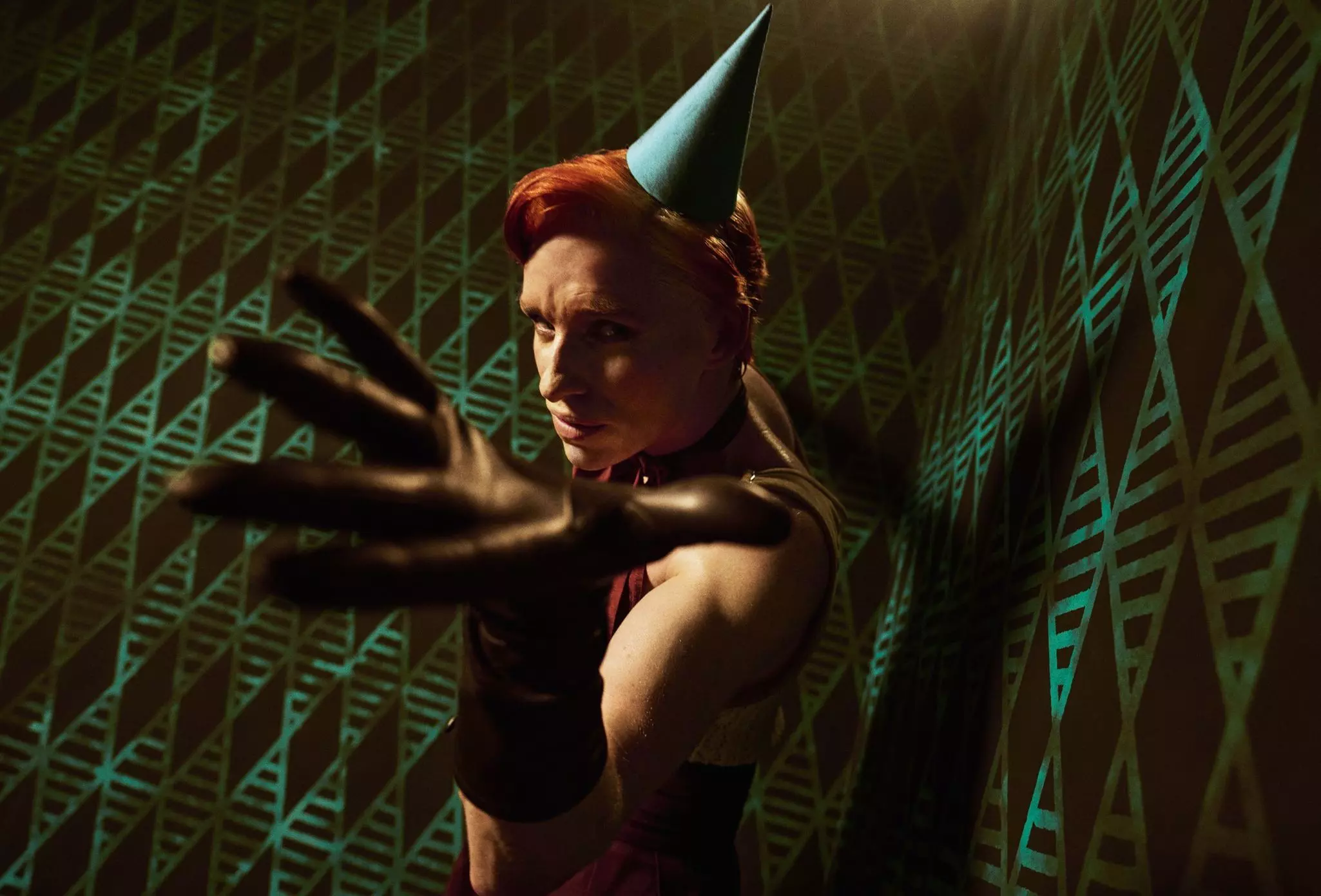 This spring, Eddie Redmayne will be lighting up Broadway as the Emcee in “Cabaret” © Mason Poole