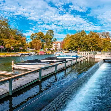 Geneva, USA - September 30, 2019 : White River view in Geneva Town of Wisconsin  License Type: media  Download Time: 2021-08-23T17:55:56.000Z  User: zachary.laks_lonelyplanet  Is Editorial: Yes  purchase_order:   