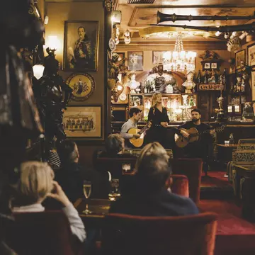 Portugal-Lisbon-real-fado-at-bar-pavilhao-chines3.jpg