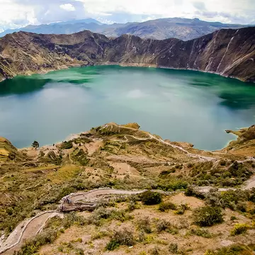 Quilotoa volcano's crater lake. Volanthevist / Getty Images
