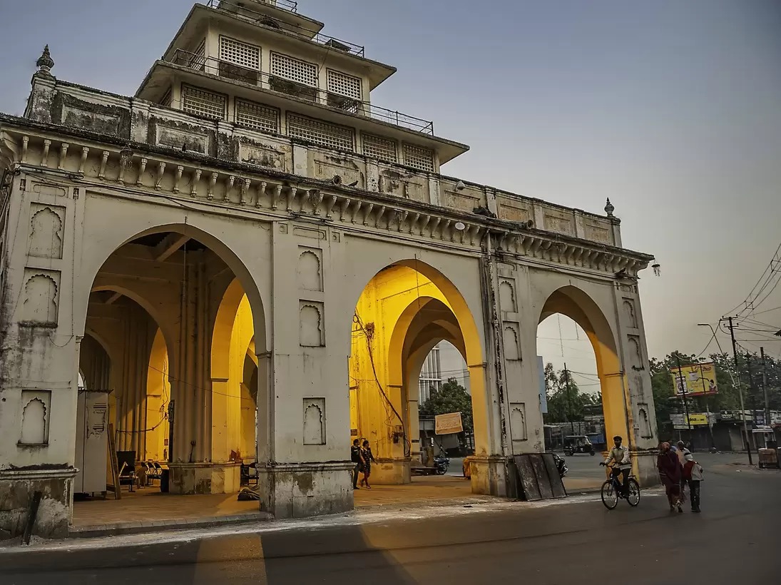 Mandvi Gate, the north gate of the Royal Enclosure for Baroda State, one of the major landmarks in Vadodara. Gujarat, India.
