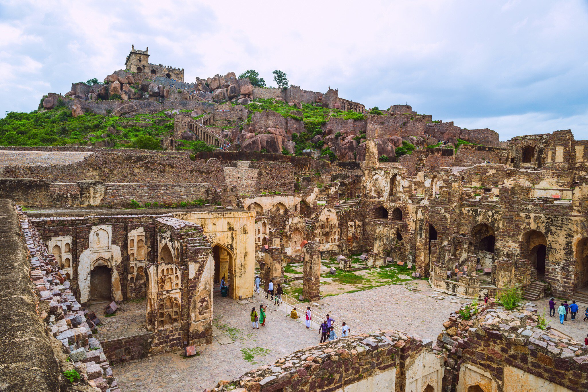 Golconda fort, Hyderabad District, Telangana, India - August 03, 2014: Ruins of the Golconda Fort.
385440883
hill, islam, india, aerial, perspective, view, mosque, horizontal, landmark, castle, fort, hyderabad, religious, golconda, rampart, fortress, tall, wall, place, up, famous, indian, high, ruin, outdoors, religion, fortification, image, exterior, andhra, golcanda, telangana, golkonda
