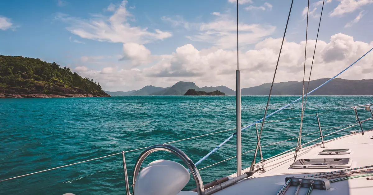 a-guide-to-the-great-barrier-reef-australia-s-best-place-to-snorkel