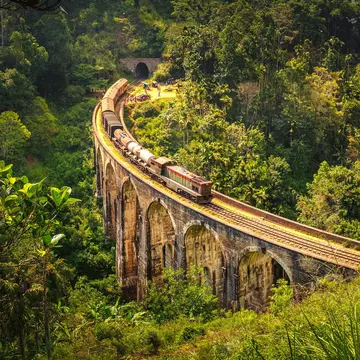 Nine Arches Bridge near Ella