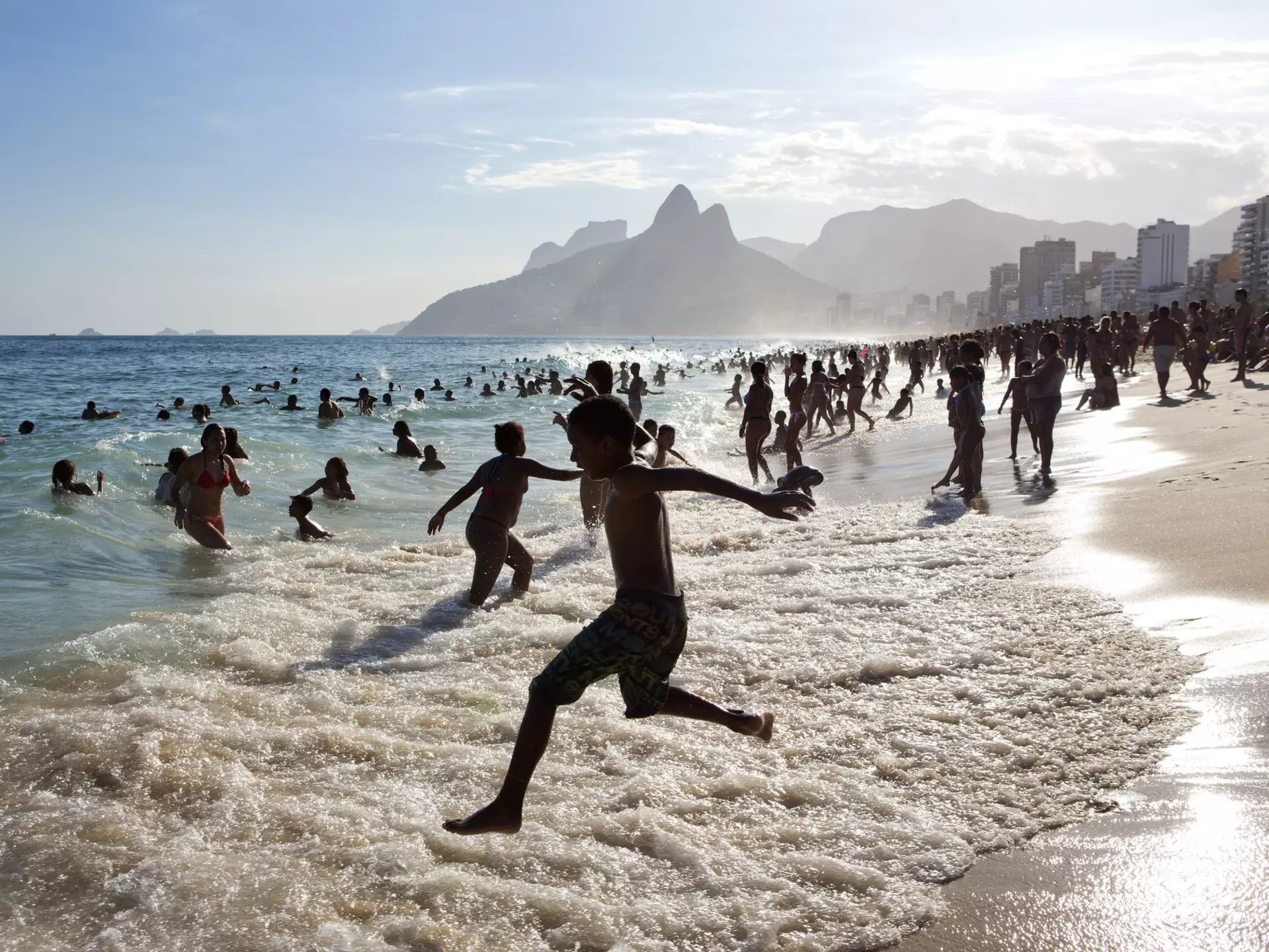 Explore the sun-drenched hotspot that is Ipanema beach ©Michael Heffernan/Lonely Planet