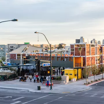 Las Vegas, USA - January 10, 2014: The Downtown Container Park is the center-point of the revitalization going on downtown. Located along the world famous Fremont Street, the Container Park includes shopping, dining and entertainment.
488871457
Tr...